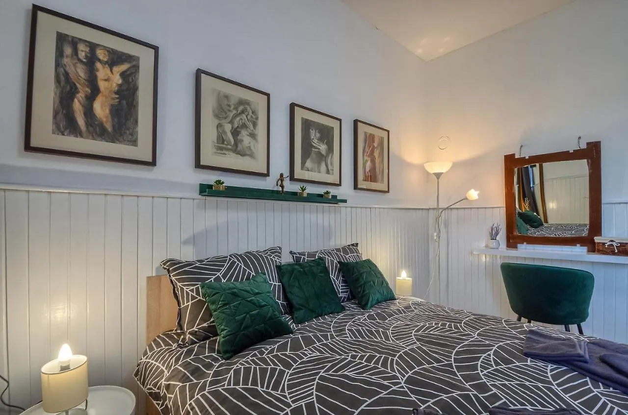 City Apartment Todor 0*, Pula Croatia